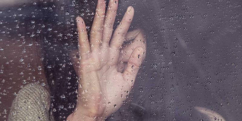 山东煎饼:一张薄如纸的杂粮艺术,如何从鏊子火候到卷万物征服中国胃